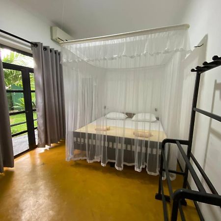 Pearl Villa Rooms And Hostel ウナワトゥナ エクステリア 写真