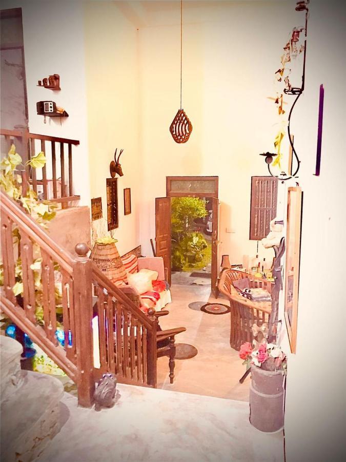 Pearl Villa Rooms And Hostel ウナワトゥナ エクステリア 写真
