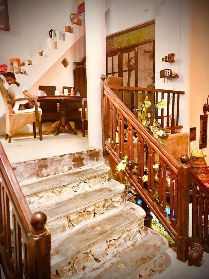 Pearl Villa Rooms And Hostel ウナワトゥナ エクステリア 写真