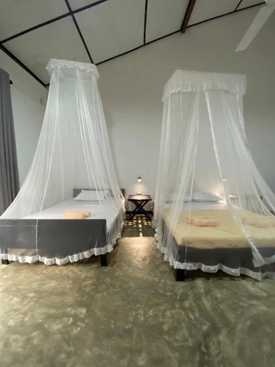Pearl Villa Rooms And Hostel ウナワトゥナ エクステリア 写真